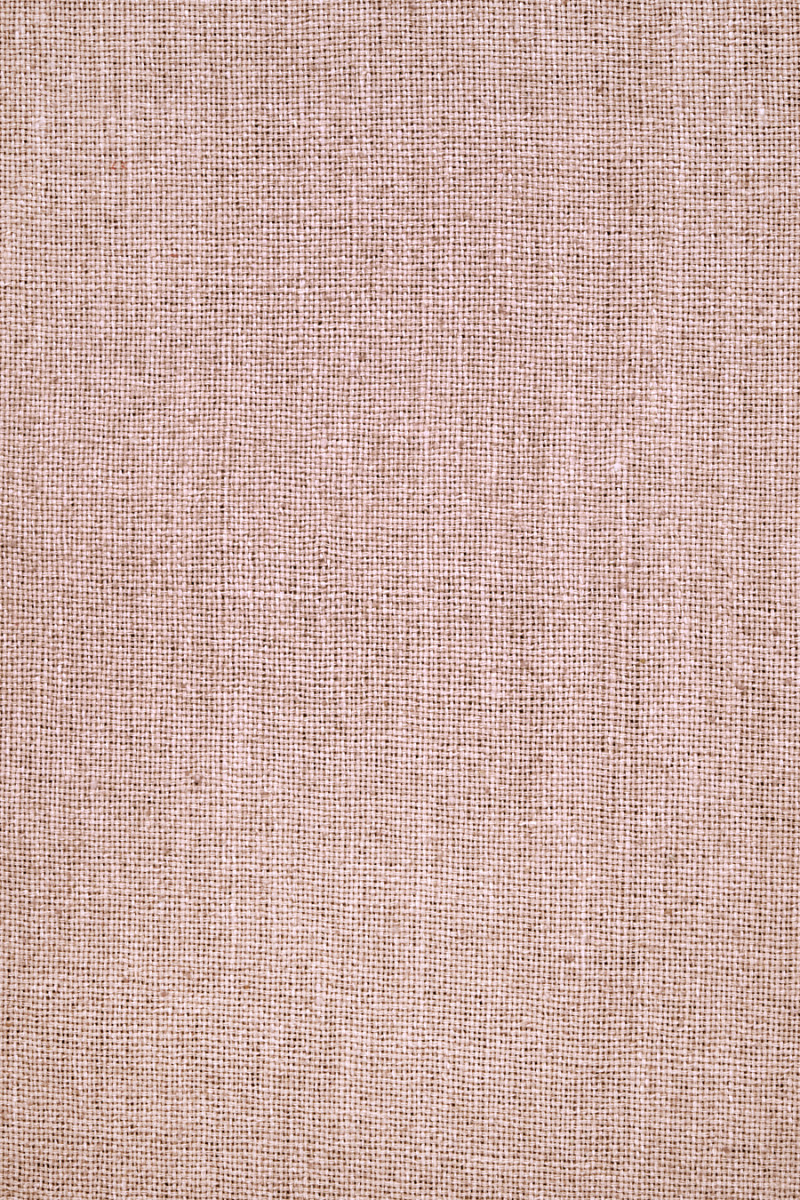 Bourette-siid määrdunud roosa kangatükk 70 cm