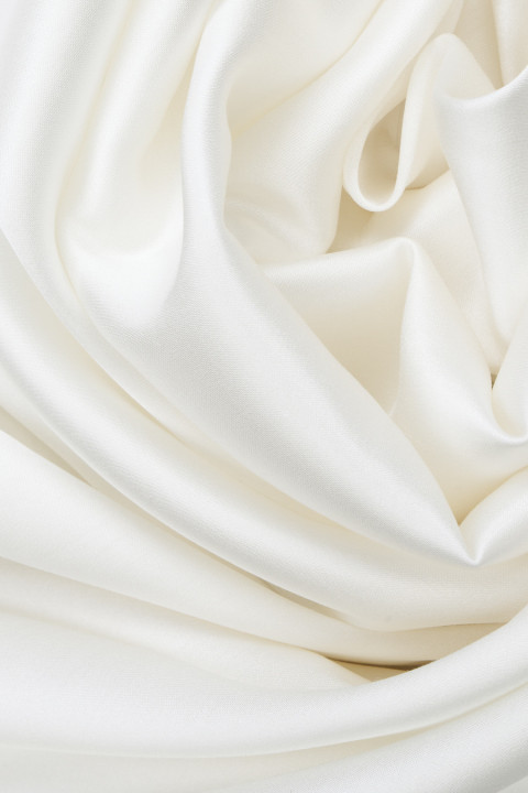 Satin de viscose couleur crème