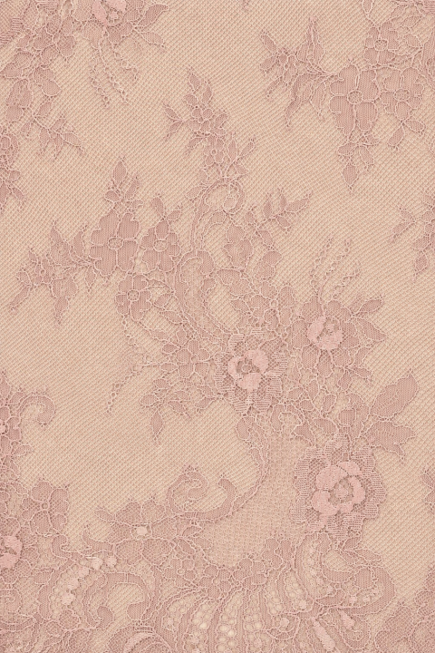 Dentelle française couleur rose poudré