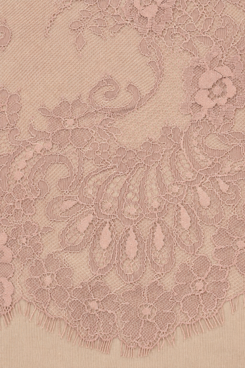 Encaje francés color rosa empolvado