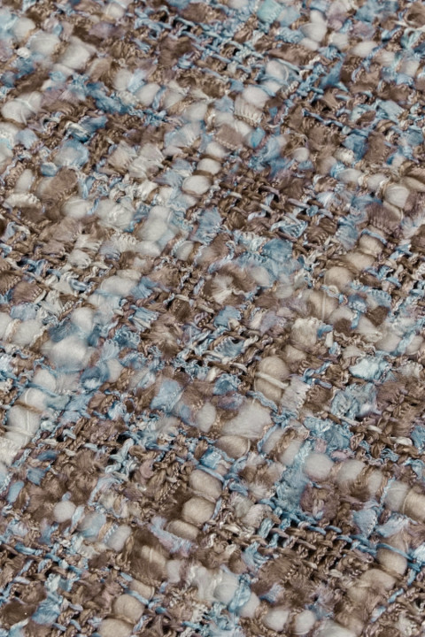 Tejido estilo Chanel marrón con azul