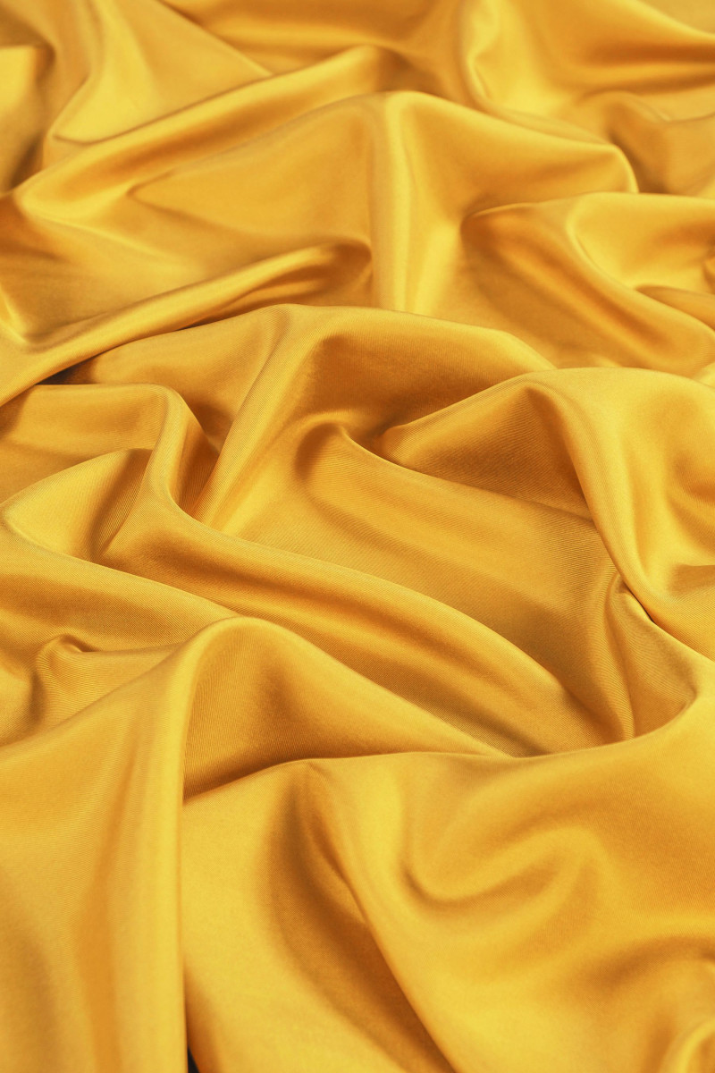 Thicker yellow silk lining DISCOUNTED