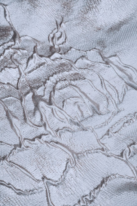 Jacquard with roses, gray-jeans