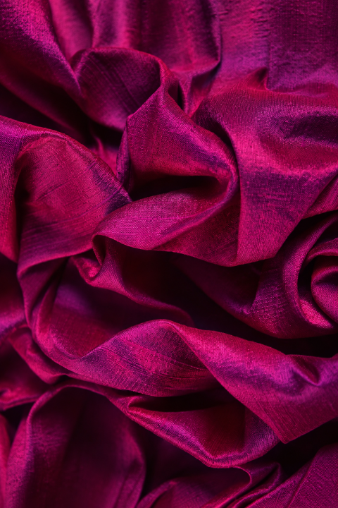 Dubbelkleurige zijden shantung fuchsia en zwart