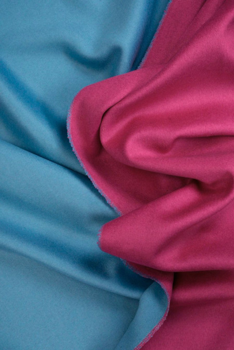 Dubbelzijdige mantelwol blauw-roze