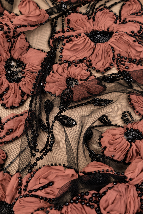 Fleurs 3D exclusives beige poudré foncé