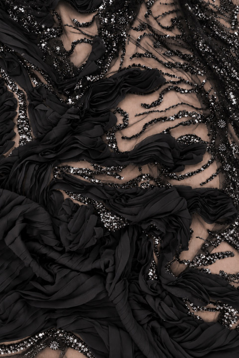 Beads and chiffon waves black