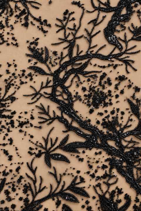 Tul con cuentas negro ramas