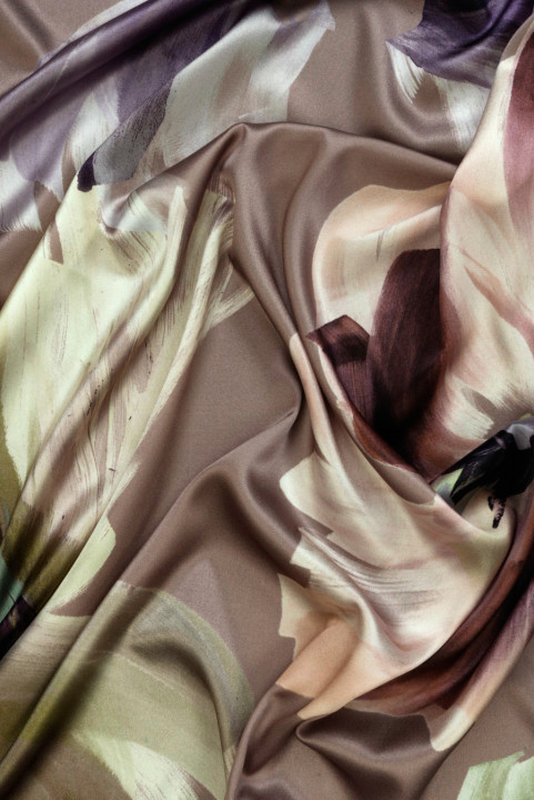 Satin de soie à grandes fleurs