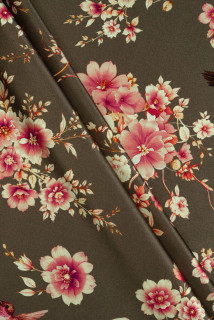Satin de soie à fleurs et oiseaux