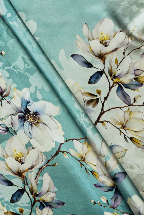 Satyna jedwabna w kwiaty