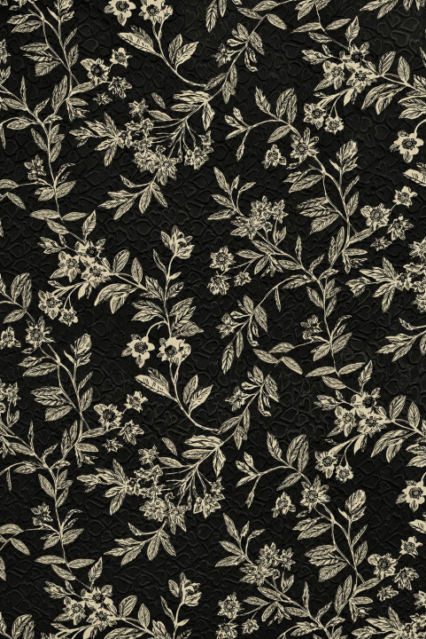 Soie mélangée viscose jacquard à fleurs et coeurs