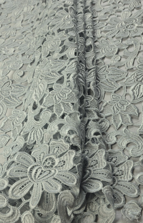 Guipiura lace