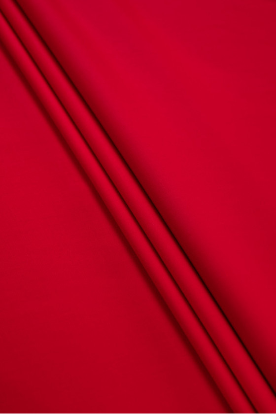 Super tkanina kostiumowa czerwona