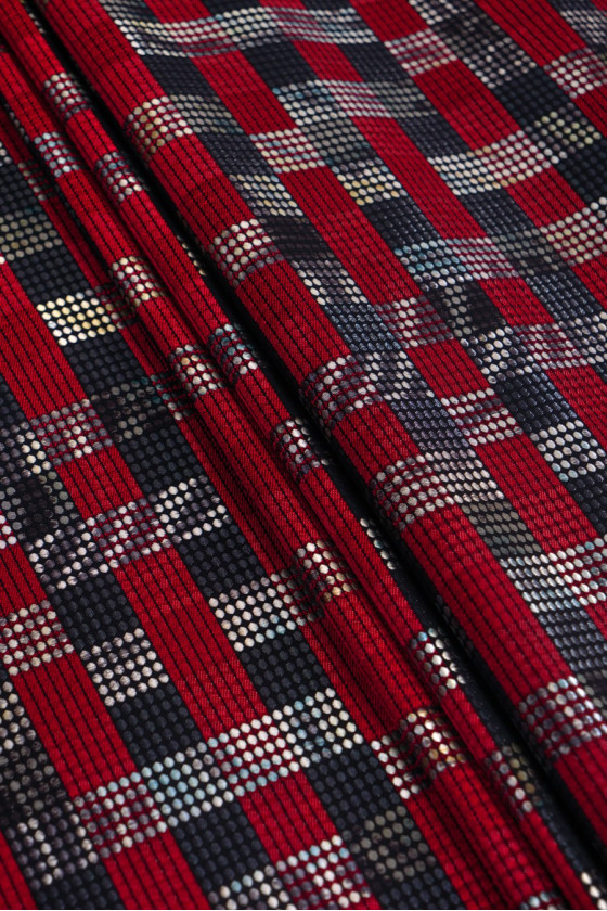 Checkered jacquard black and red