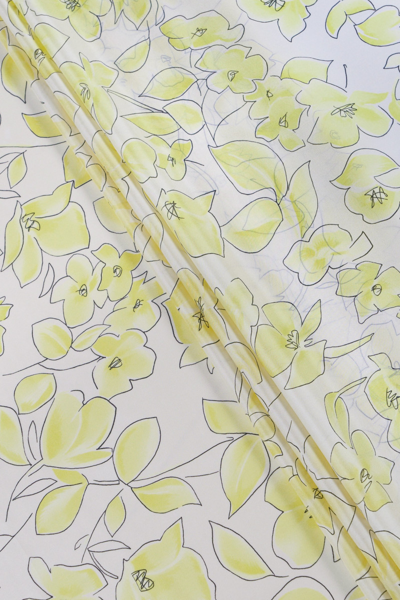 Tkanina jedwabna w żółte kwiaty