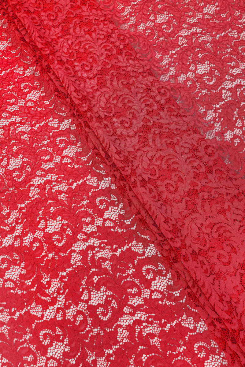 Raspberry lace